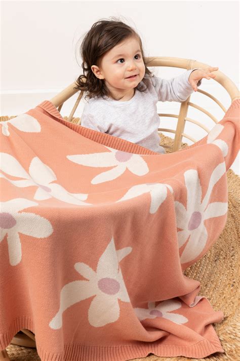 Daisy Baby Blanket – Indus Design