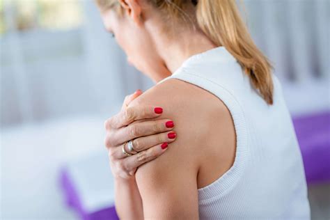 What Is Shoulder Bursitis? Symptoms, Causes, and Recovery - Tri Rehab