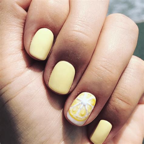 56 Yellow Nail Looks That'll Brighten Your Day