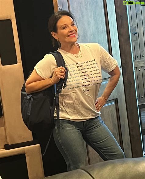 Meredith Salenger Wiki, Biography, Age, Gallery, Spouse and more