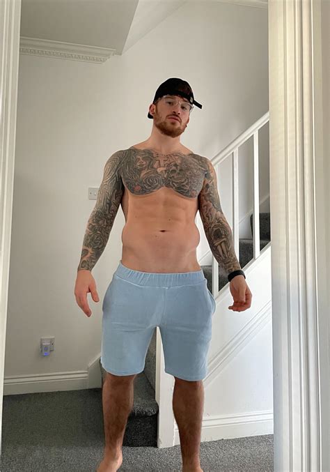 Chris Hatton on Twitter: "My Exclusive content ⬇️😈 https://t.co