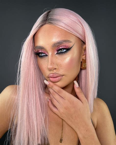 MAKEUP on Instagram: "𝔄𝔯𝔦𝔢𝔩 🧜‍♀️ Совместная работа с коллегой!🧸 ...