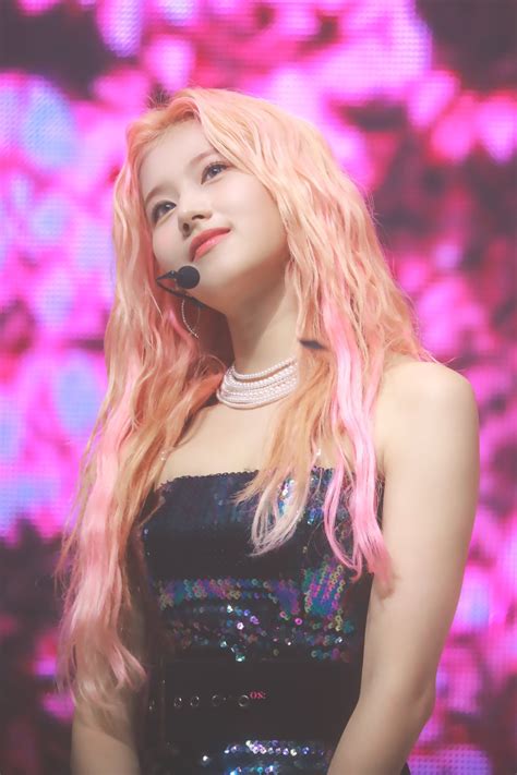 Sana pics on – Artofit