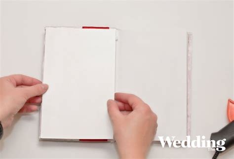 Как декорировать свадебную книгу пожеланий