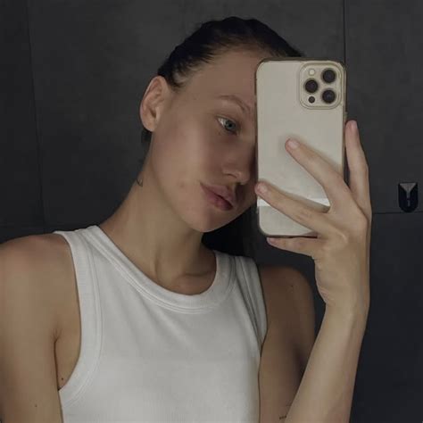 Daria | Model Lviv 🇺🇦 (@dashapiskunovaaa) • Threads, Say more
