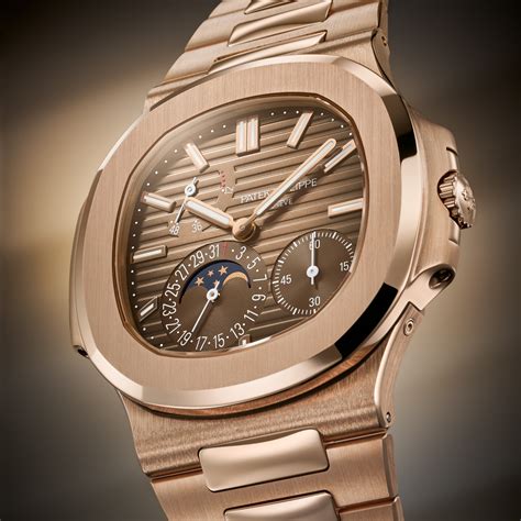Patek Philippe Releases Nautilus 5712/1R Moon Phases in Rose Gold with ...