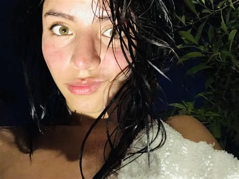 Happy Christmas to everyone here! : r/selfie