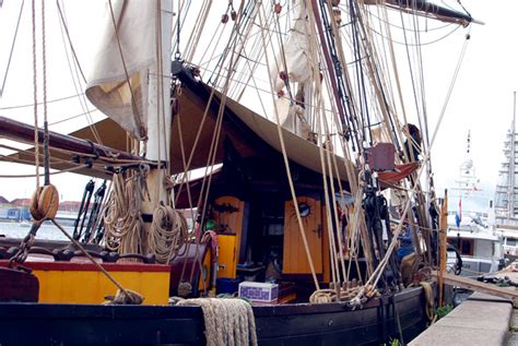 Tres Hombres i Köpenhamn – RomRom.se – Mörk rom, lagrad rom och kryddad ...