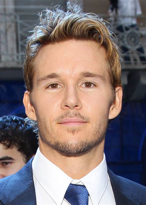12 Facial Hair Trends for Men | Beard styles, Stylish short hair, Beard