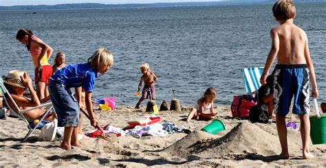 Mildord ct beaches are closing early due to high tides today 10