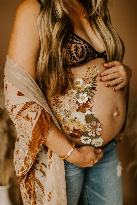 Top 10 pregnant belly flowers ideas and inspiration