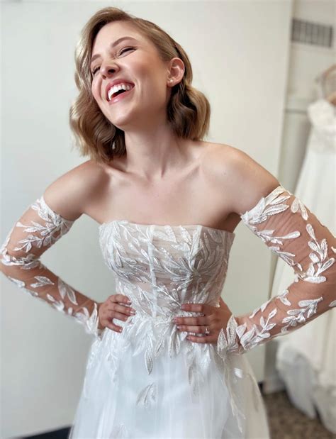 Contact Us - Cincinnati Bridal Shop | Something New, Borrowed and Blue