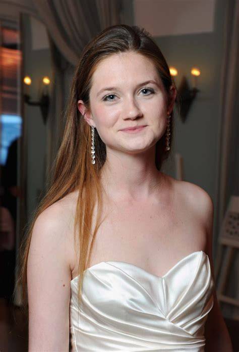 29 Stunning Bonnie Wright Hot Bikini Photos You Should Explore