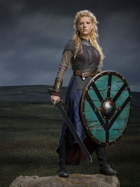 Photo of Vikings Season 2 Lagertha (Katheryn Winnick) Vikings Lagertha