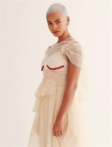 Indigenous Actress Kota Eberhardt’s Journey From Medicine to Movies