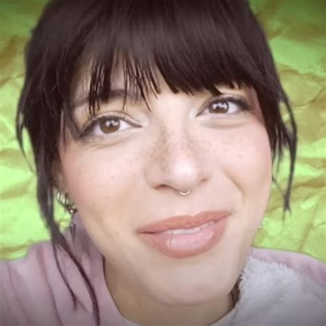 Gentle Brushing And Brain Massage - The White Rabbit ASMR - 单曲 - 网易云音乐