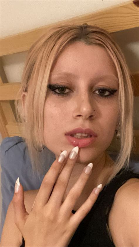 Dye Eyebrows, Light Eyebrows, Bleached Eyebrows, Makeup Eyebrows ...