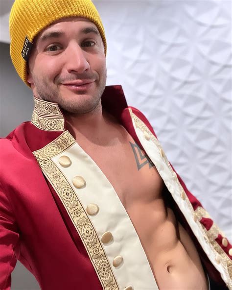 Nathan Bronson (@nathanbronsononlybackup) • Instagram photos and videos