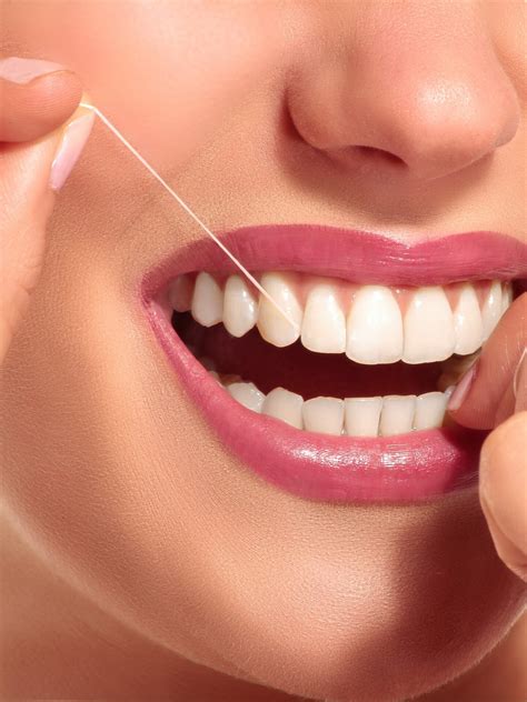 Placa dentária: Como removê-la corretamente e evitar problemas