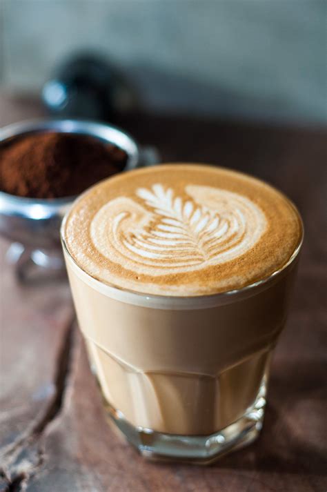 The 25+ best Latte art ideas on Pinterest | Coffee latte art
