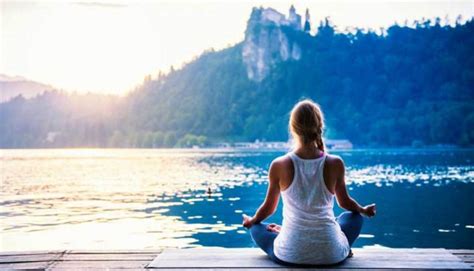 Mindfulness Meditation: The Secret to Happiness - HTV