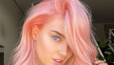 Ask The Experts: How To Safely Remove Hair Color At Home