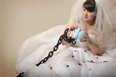 marriage  family finances  tips  sharing  load