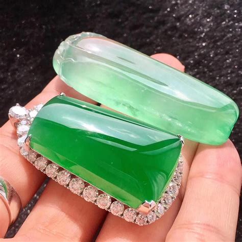 #gem #jade #jadeite #jewelry #jewellry | 翡翠, 玉石, 玉