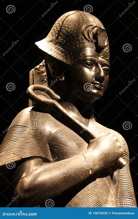 Statue of Ramesses II editorial image. Image of pharaoh - 13076930