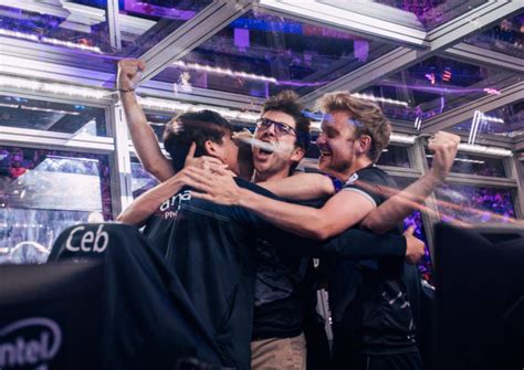 Dota 2 champions take home record-breaking prize money of over $20 ...