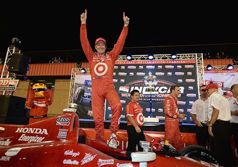Scott Dixon holds off Helio Castroneves, wins IndyCar title - Sports ... 