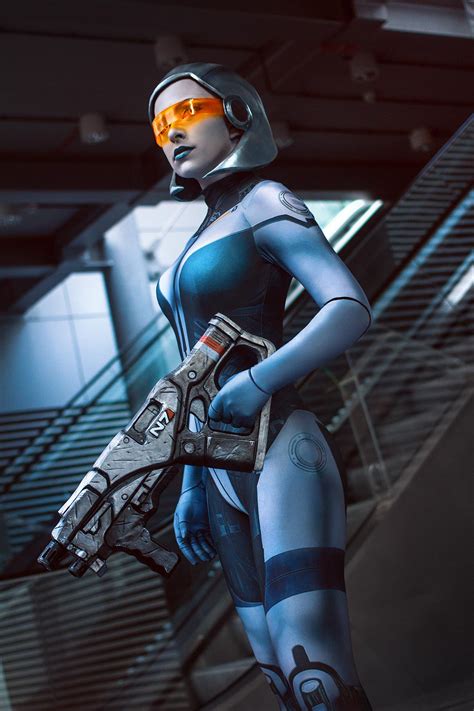 My EDI cosplay └[∵┌]└[ ∵ ]┘[┐∵]┘ : r/masseffect