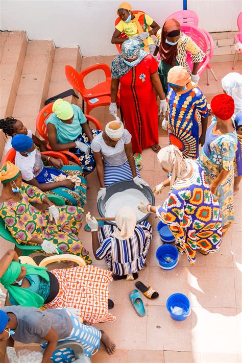 Empowering Kayayei Women in Accra through sustainable sanitation