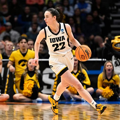 Haley Clark Basketball