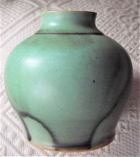 german art pottery vase collectors weekly