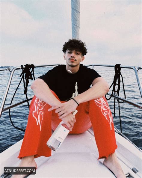 JULIAN BARBOZA Feet - AZNudeFeet Men