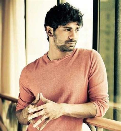 karan hariharan web series age birthday biography