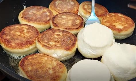 Пышные и вкусные сырники "Как у Мамы". Вроде всё просто, но есть один нюанс