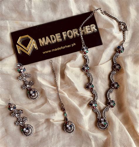 necklace sets