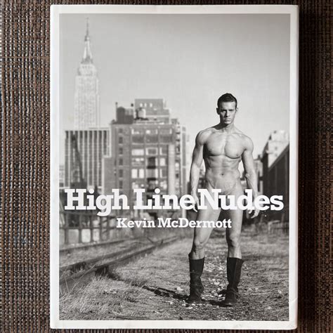 [unread] HIGH LINE NUDES (2016) Kevin McDermott Gay Male Physique