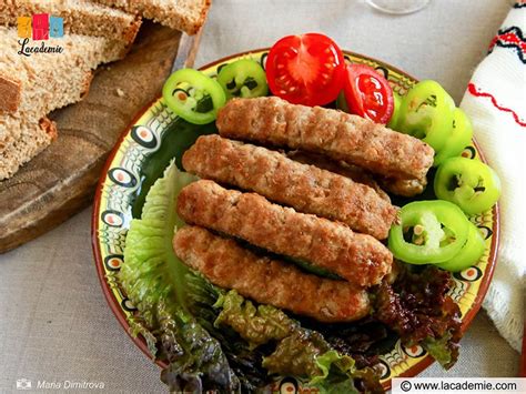 Sizzlingly Delicious Kebapche (Кебапче) – Grilled Meat Kebabs