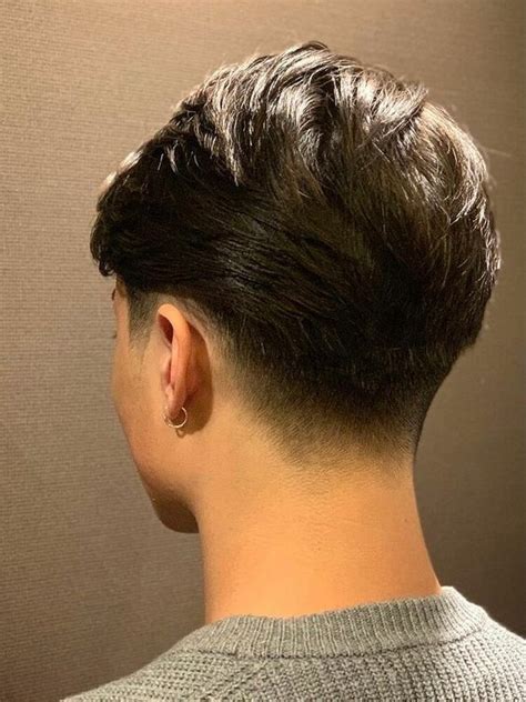 Americano Alto Cabelo Liso