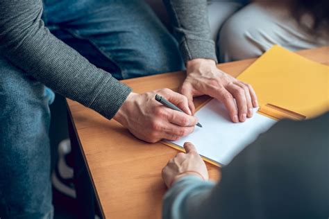 delais dattente pour  rendez vous carte de sejour  la sous