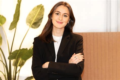 elise nathanson psychologist customer success manager assessio group