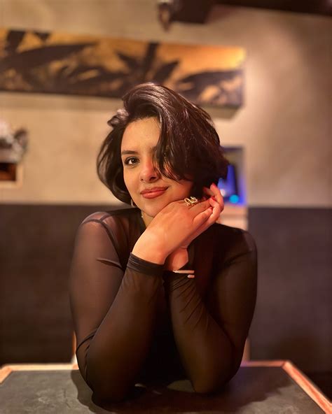 VALERIA CASTILLO (@valcastillo) • Instagram photos and videos