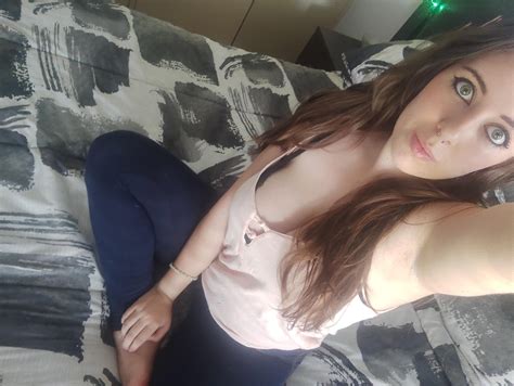 Yay or nay? F22 : r/amihot