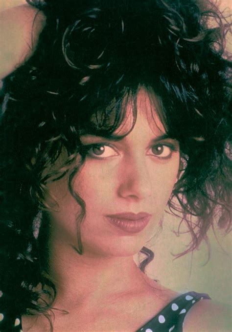 Susanna Hoffs | Susanna hoffs, Women of rock, Photoshoot