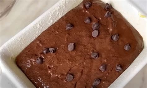 2 банана, йогурт и какао. Шоколадный торт словно из сплошного крема, но ...