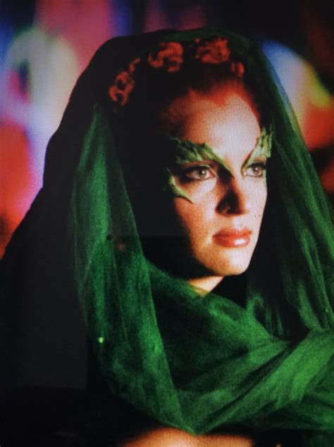 4 days left! UMA THURMAN Poison Ivy (Pamela Lillian Isley) Durrell