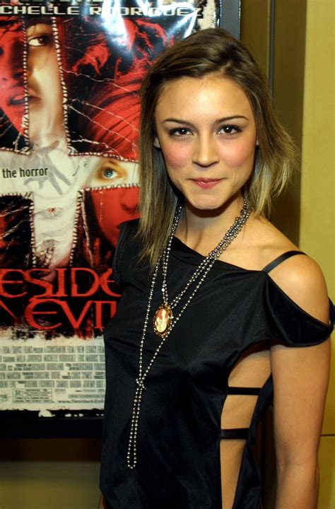 Pictures of Samaire Armstrong